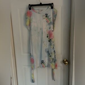 Small NWT dress with belt